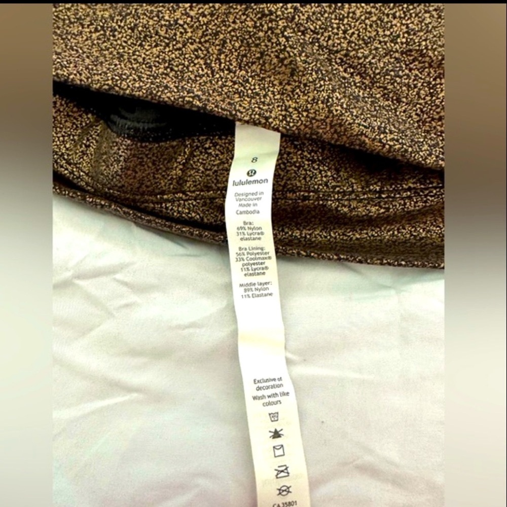 •LULULEMON-Metallic Sports Bra/8• - Picture 4 of 7